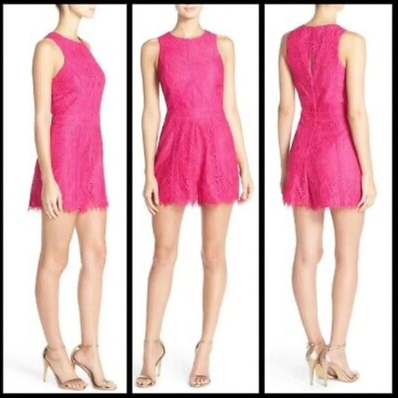 Adelyn Rae lace romper size XS Excellent conditionโ - Picture 2 of 5